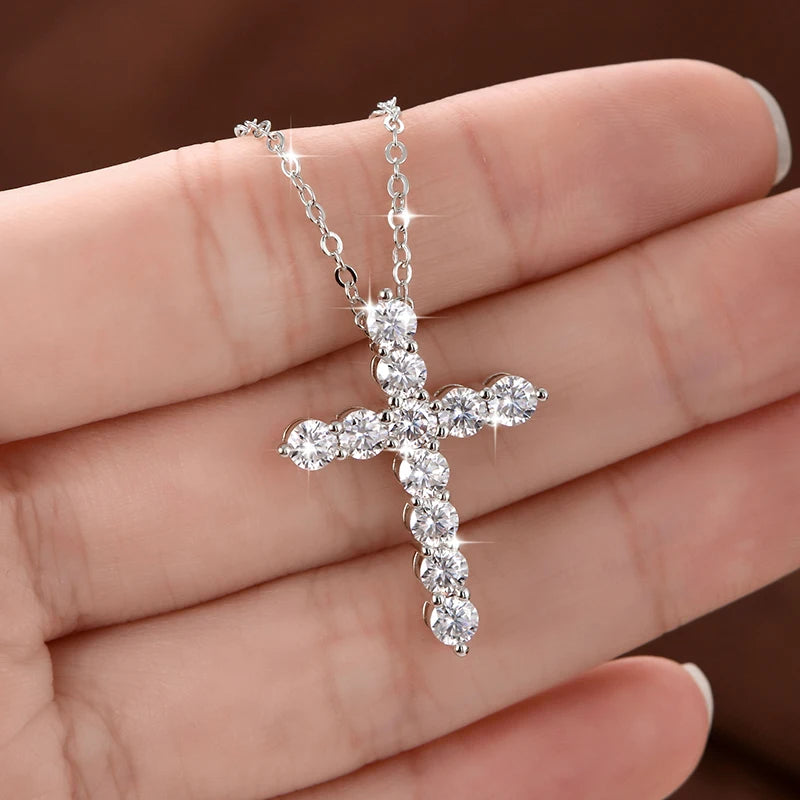 Luxury Sparkling Personalization Religious Jewelry Gifts 3.5mm D Color VVS1 Moissanite Cross Pendant Necklace