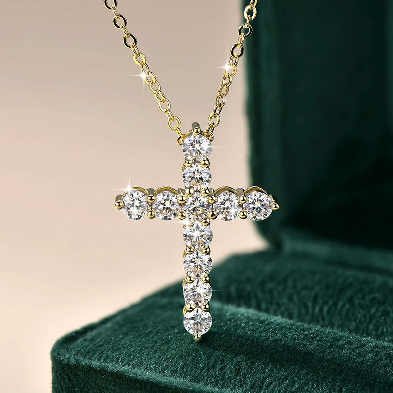 Luxury Sparkling Personalization Religious Jewelry Gifts 3.5mm D Color VVS1 Moissanite Cross Pendant Necklace