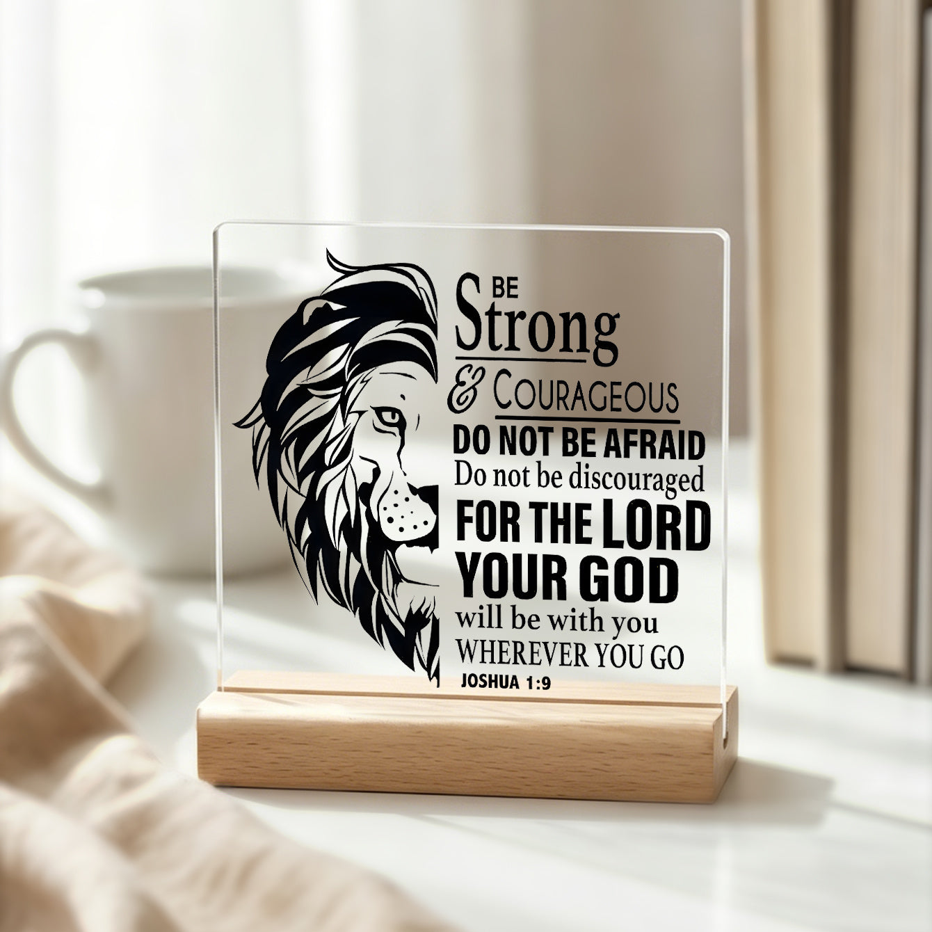 2D Flat, 1pc Christian Bible Verse Plaque with Wooden Base & Acrylic Plate - "Be Strong and Courageous" Joshua 1:9 Suitable for Home Office Desk Decor, Religious Gift for, &, Birthday Christmas Present, Bible Verse Decoration, 2D Flat